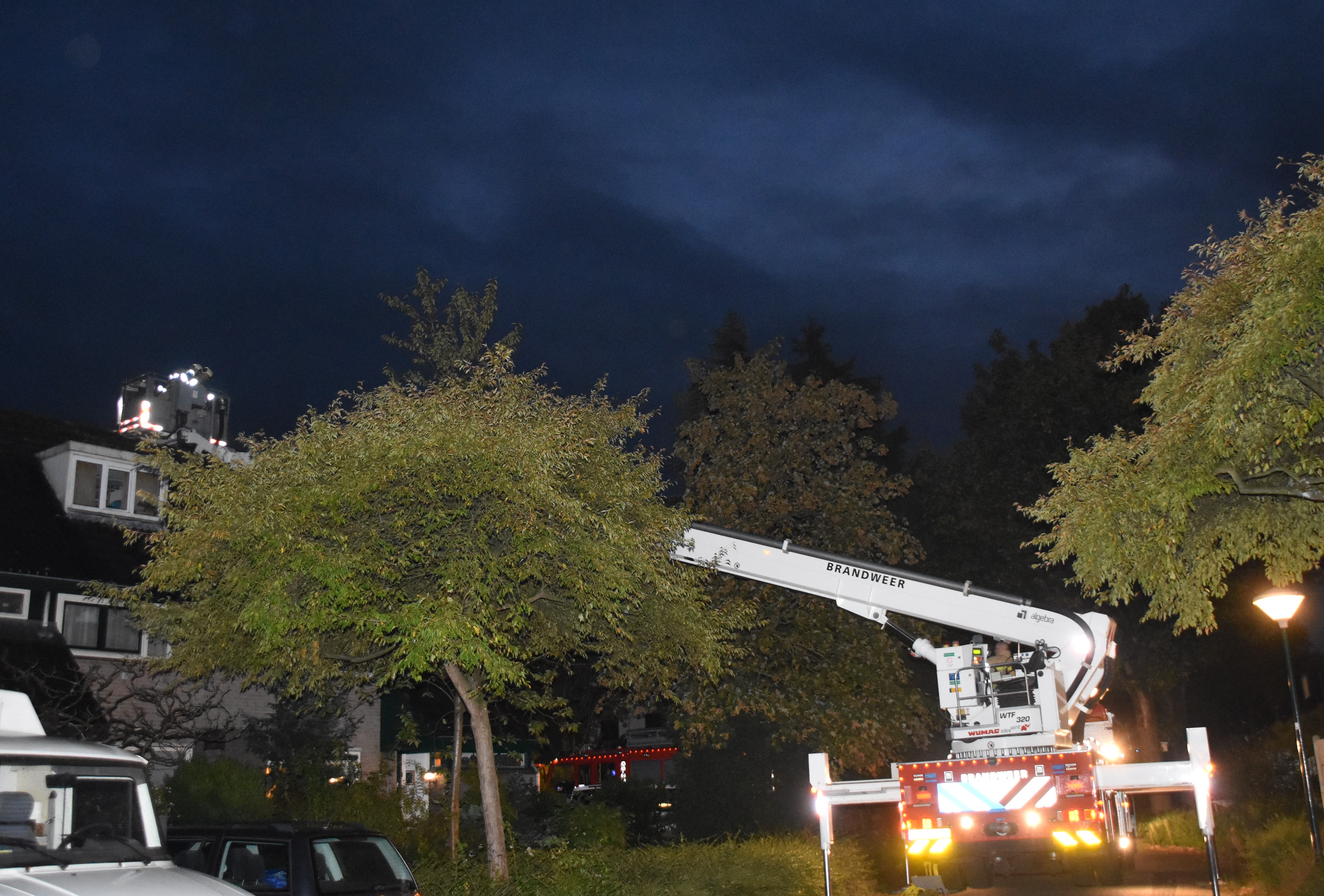 Brand in pas geveegde schoorsteen